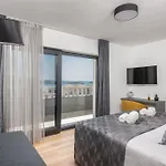 Luxury Mia With Sea View, Heated Pool And Jacuzzi Villa *